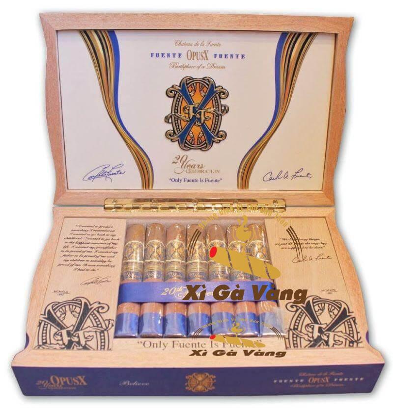 Xì gà Arturo Fuente Anniversario có giá khoảng $78/điếu